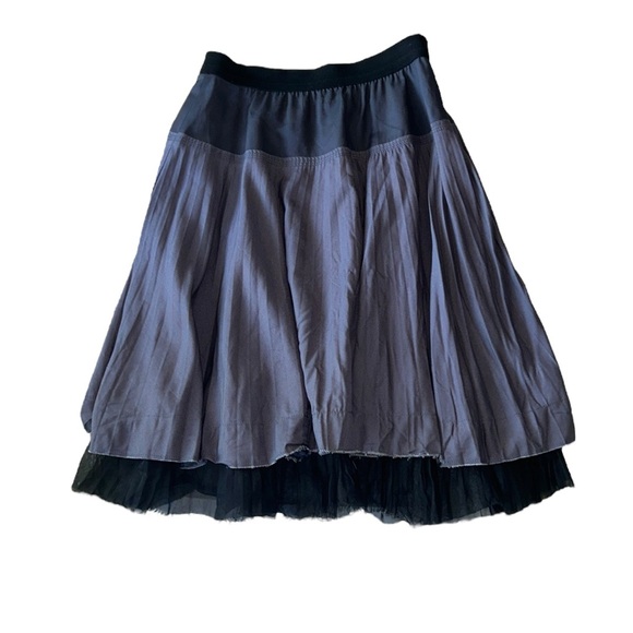 Marc Jacobs Silk Gray & Black Tulle Mesh Pleated A-Line Slip Skirt - 10 - Picture 1 of 11